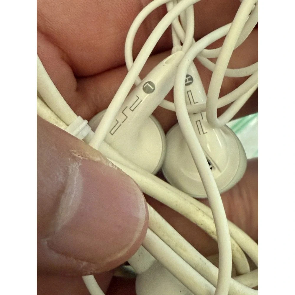 Sony PSP-120 Original Remote Control Earphone Adaptor Connector And Head Phones